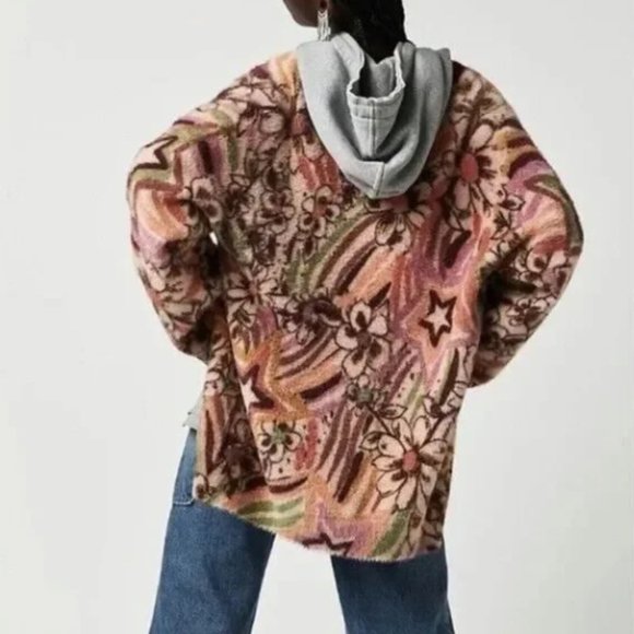 Free People Carson Cozy Cardi Sweater Floral NEW Small - Picture 3 of 4